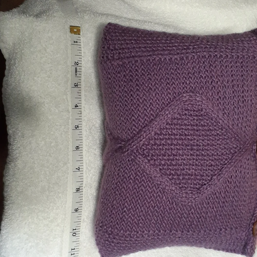 Hand Crafted Knit Throw Pillow Orchid Lilac Cat Buttons Sofa Couch Essenti…